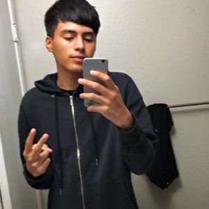 Meet your Posher, Mauricio